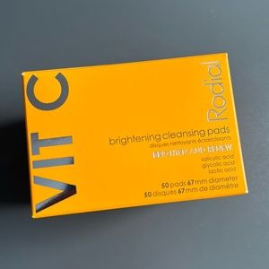 BNIB RODIAL VIT C Brightening Cleansing Pads